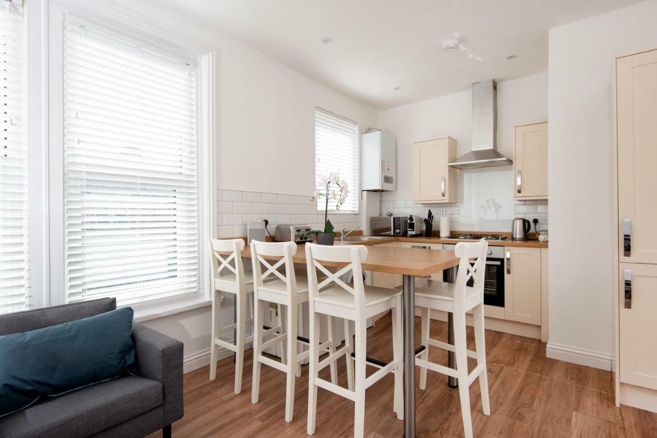 Francis Heights - Modern 2 Double Bedroom Apartment In Southsea, Portsmouth Exterior foto
